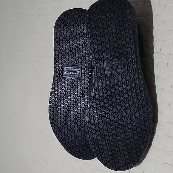 TredSafe Slip Resistant Black Slip On Womens Size 10 - Picture 8 of 11